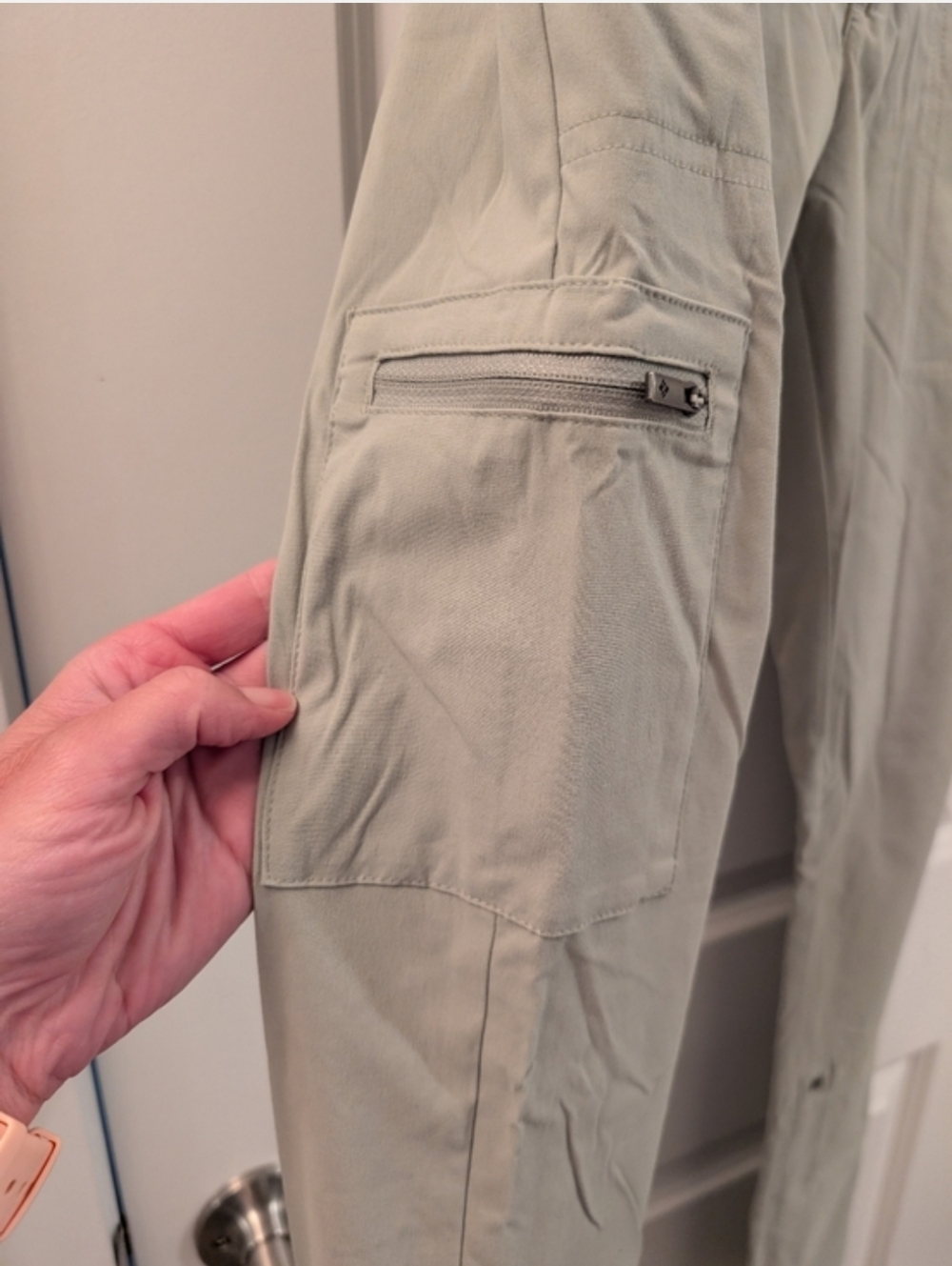 Light Green Women's Columbia Hiking Pants - Picture 4 of 11